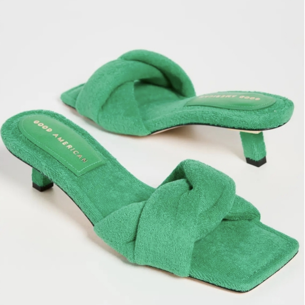 NIB - GOOD AMERICAN Terry Kickstand Mules